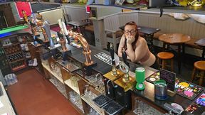 Jade Can&#039;t Pay - Open House Fun