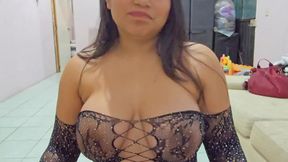 El casero viene a cobrar la renta y no tengo el dinero as� que me termina follando hasta venirse