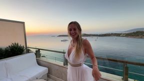 GF Cheated With Smoking Hottie Mama In Heat