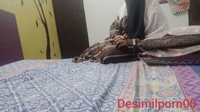 Desi Hijabi house maid curvy